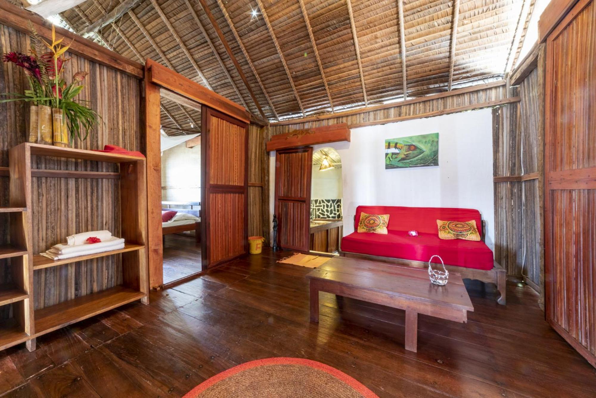 Floraly Komba Hotel - Nosy Komba Room photo